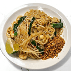 Best Chicken Pad Thai 鸡泰面 in Medford, OR